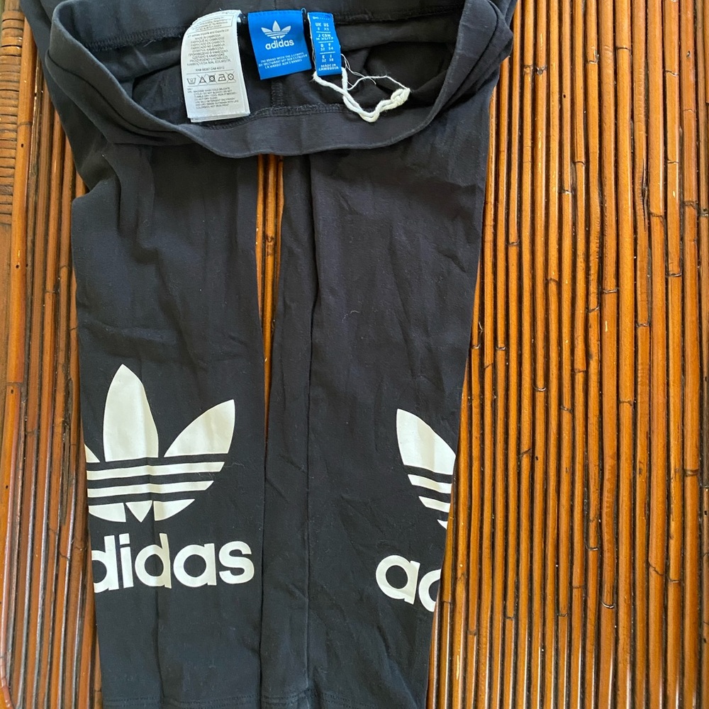Adidas leggings